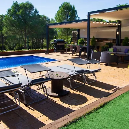 Casa Falset 度假居 *